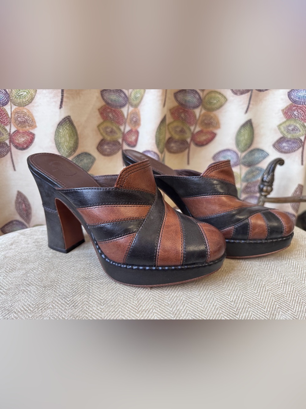 Vintage Frye Goldie Two-Tone Black and Brown Leather Platform Clog Mules